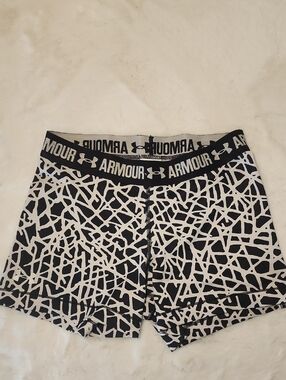 Under Armour Women's  Black & White Printed Compression Bike Shorts Size XS